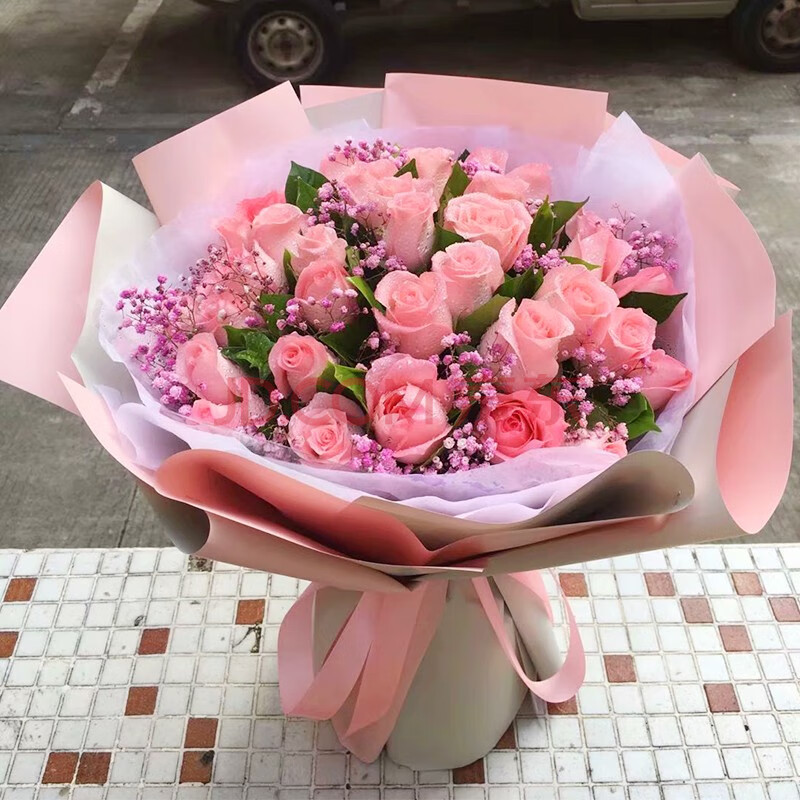 送 花卡通情侣一男一女