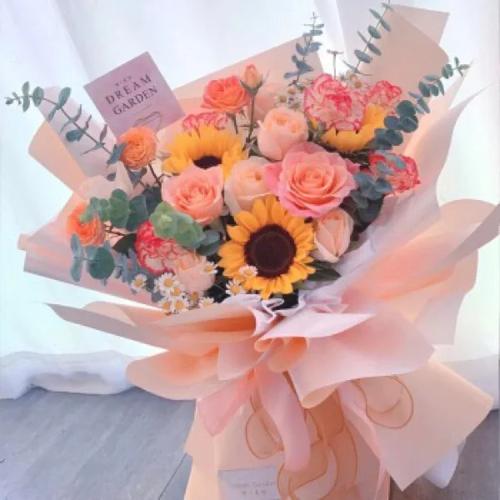 南 阳钢材市场花店